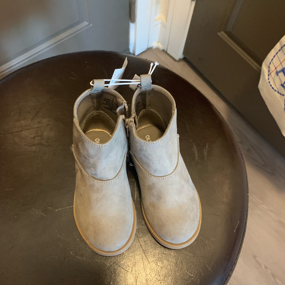 Super cute toddler booties